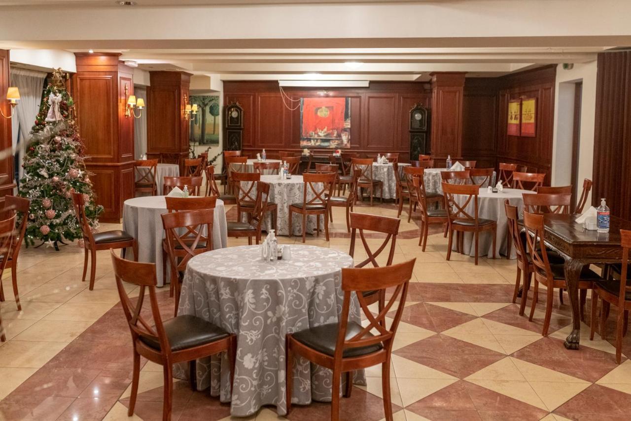 Lingos Hotel Florina Buitenkant foto