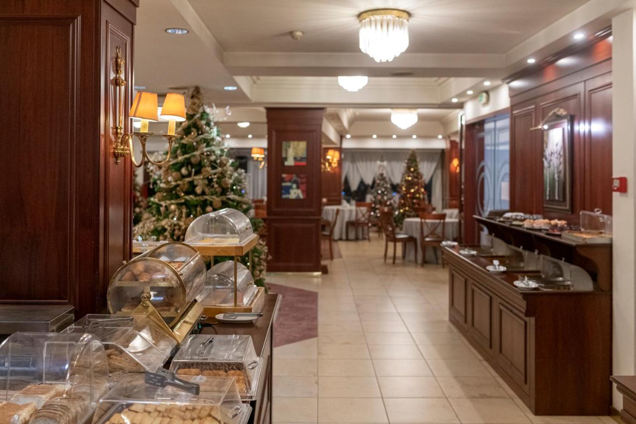 Lingos Hotel Florina Buitenkant foto